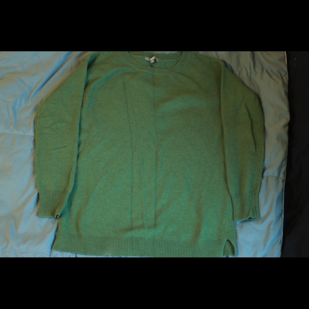 Warm green thick sweater Uniqlo size M